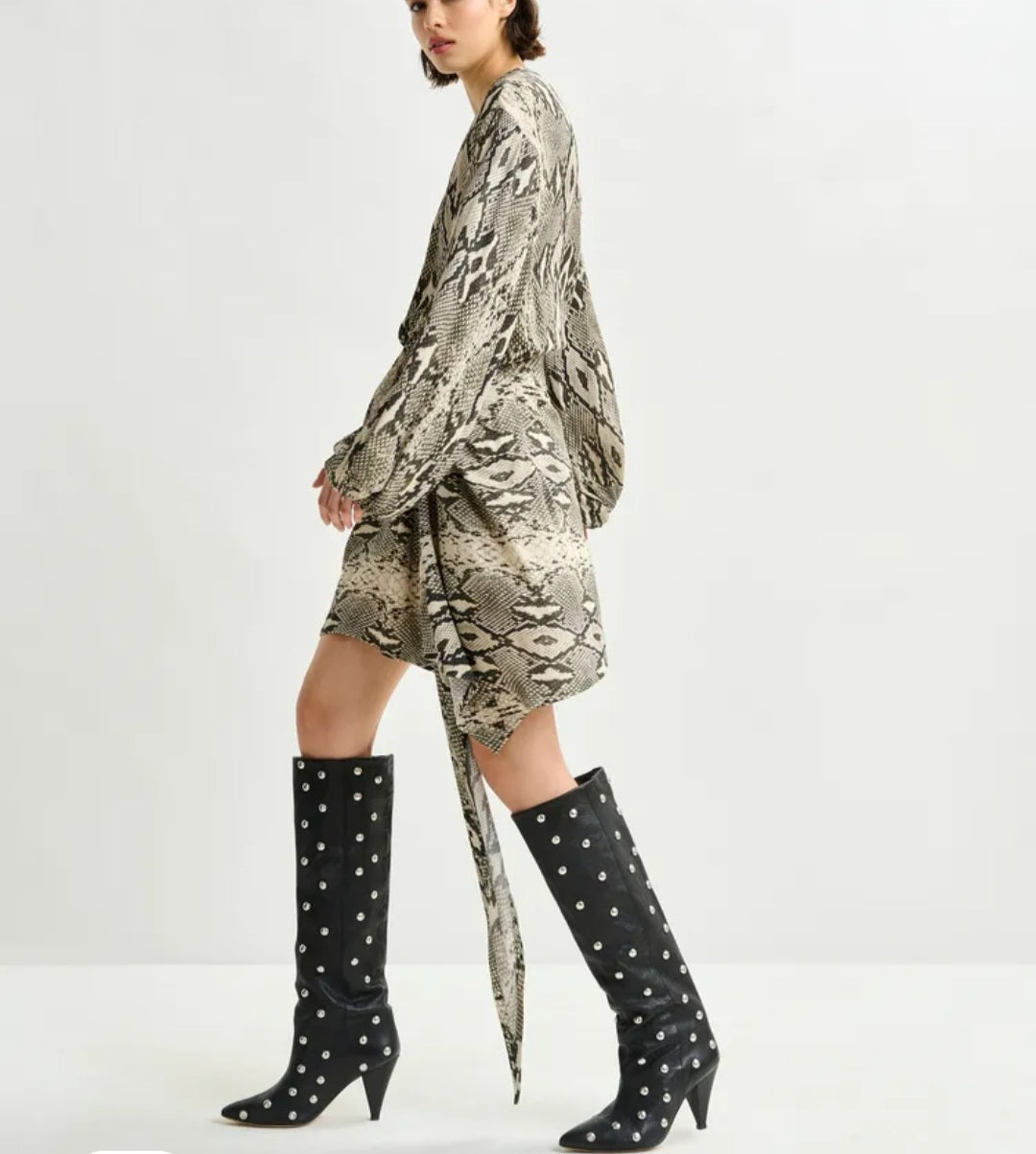 FW25 Abito Essentiel Antwerp