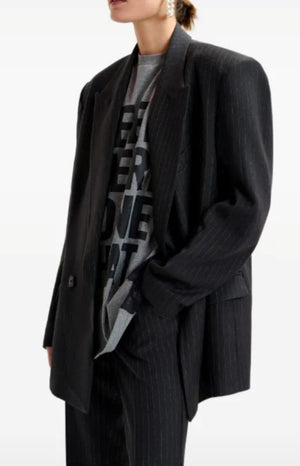 FW25 Giacca Essentiel Antwerp