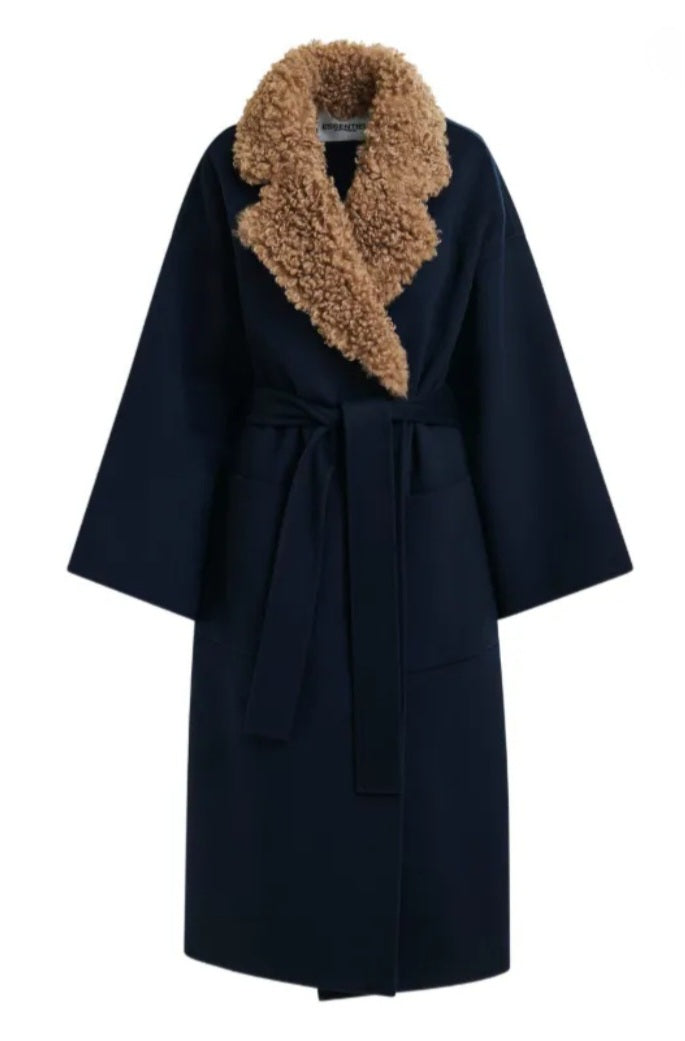 FW25 Cappotto Essentiel Antwerp
