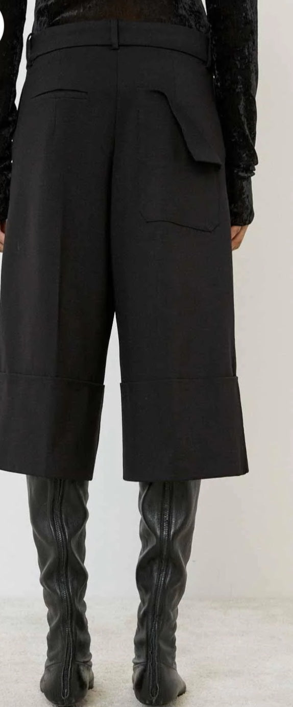 FW25 Bermuda Meimeij