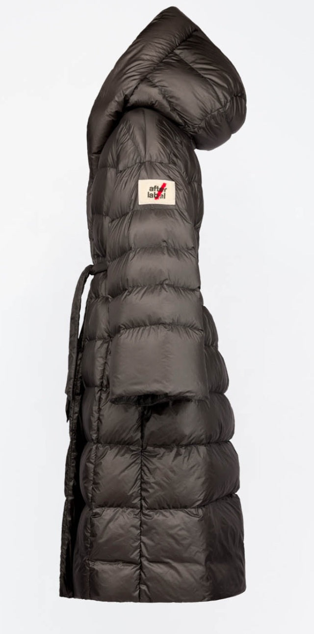 FW25 Piumino After Label