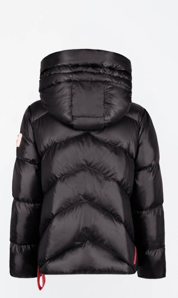 FW25 Piumino After Label